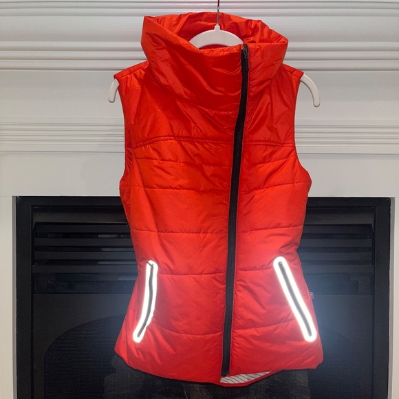 Zella Dynamic PrimaLoft Vest Size XS - Picture 5 of 13